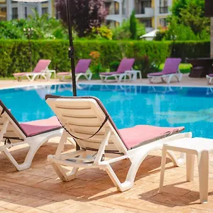 https://magnolia-garden-family-hotel.sunnybeach-hotels.org